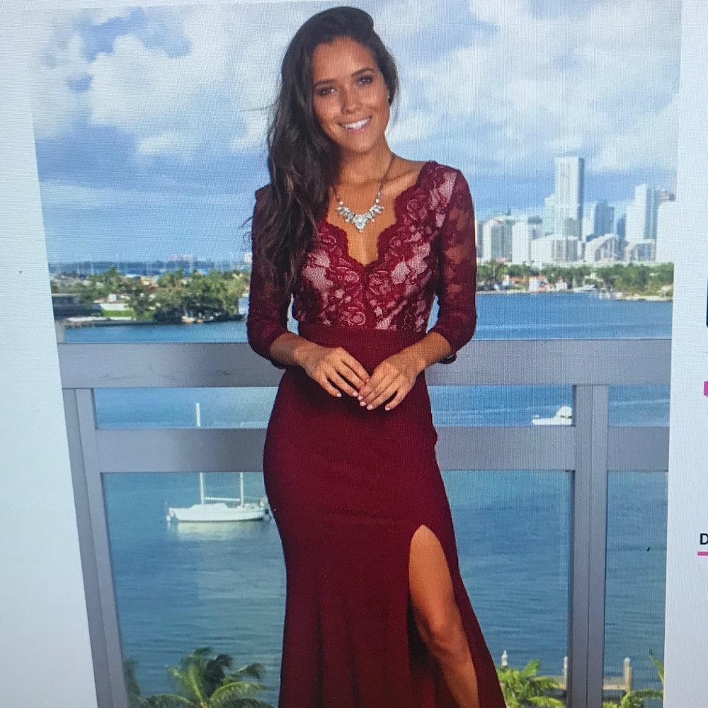 Burgundy lace top max dress with 3/4 sleeve